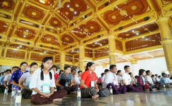 Myanmar: Chùm ảnh chuẩn bị 10 nghìn vị Tăng diễu hành vị trí hình ảnh đẹp ấn tượng